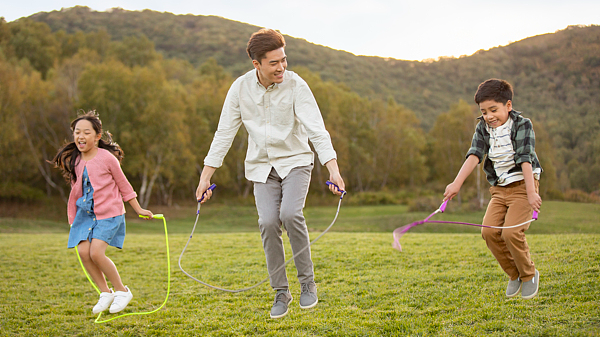 如何快速掌握跳绳技能并逐步进阶?这样做事半功倍 如何快速掌握跳绳技能并逐步进阶?这样做事半功倍