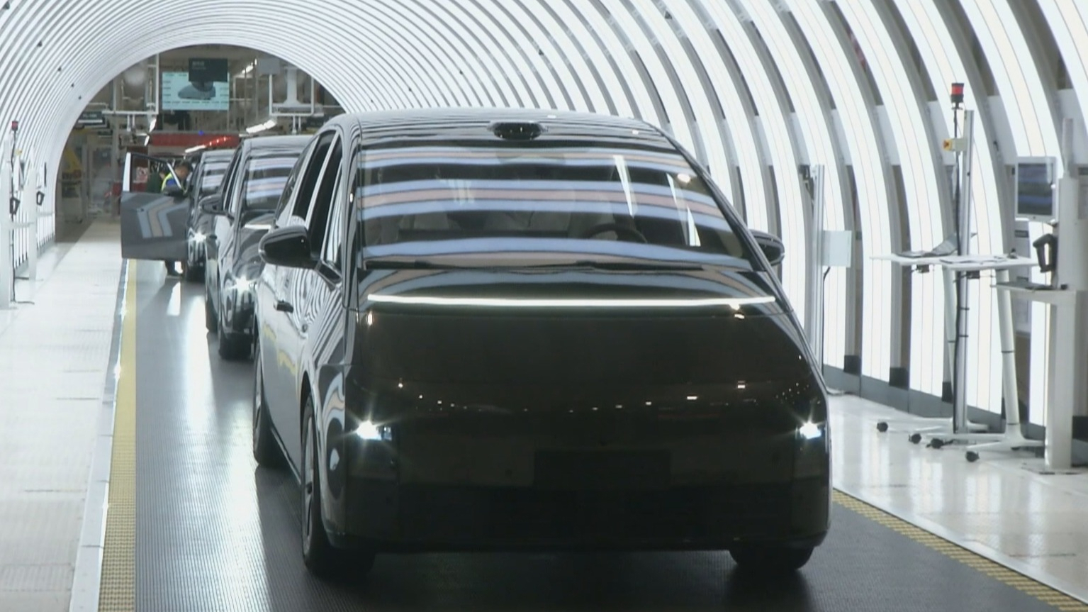 活力中国调研行丨从“自研”到“开源” 北京新能源汽车智造升级 活力中国调研行丨从“自研”到“开源” 北京新能源汽车智造升级