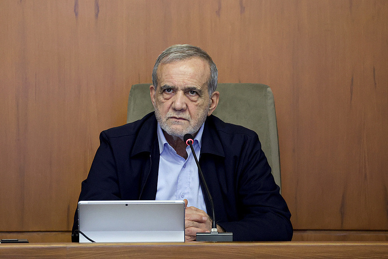 伊朗总统:希望“历史性挫败”能为霸权主义者敲响警钟 伊朗总统:希望“历史性挫败”能为霸权主义者敲响警钟