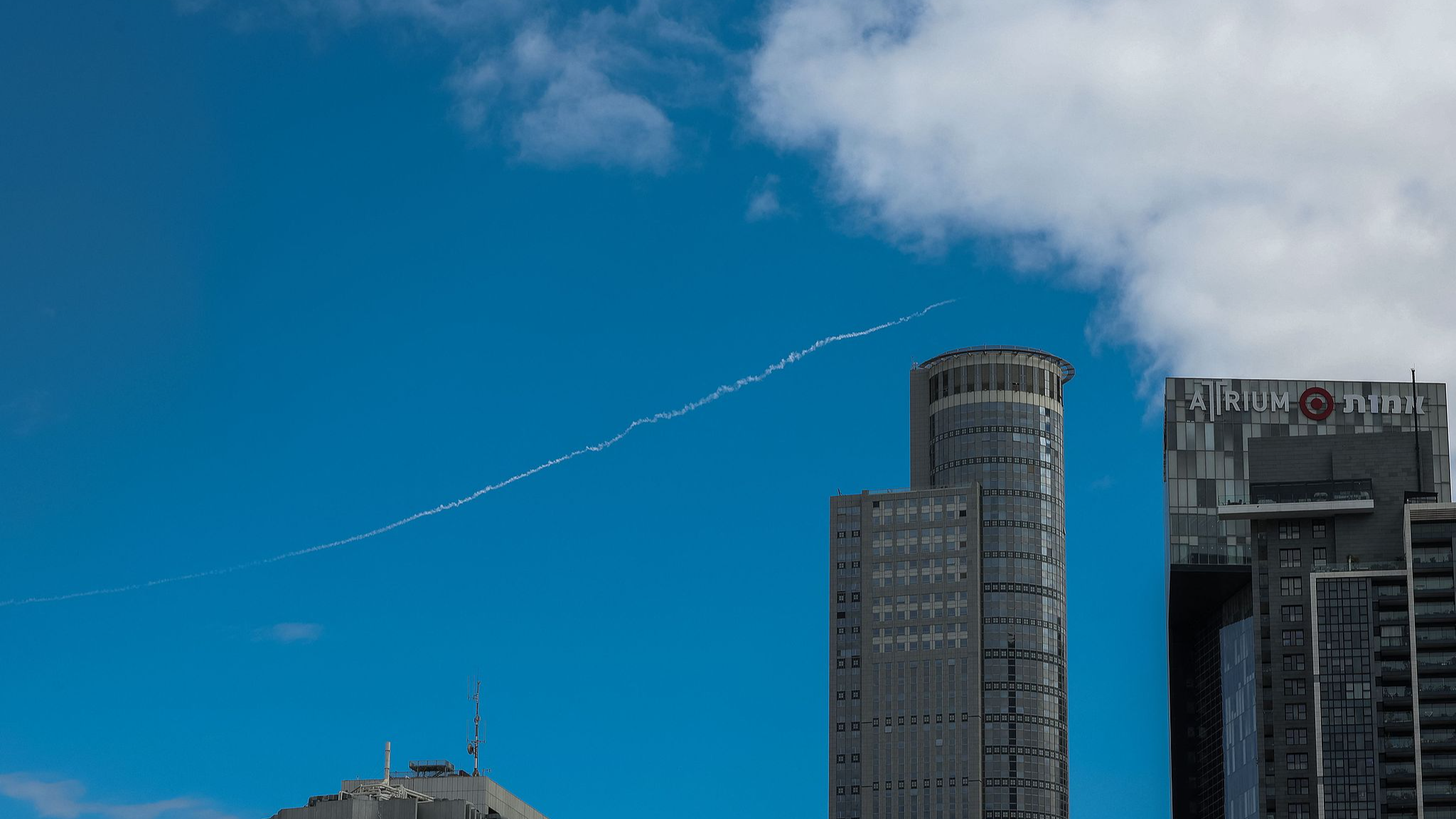 美以为何此时对伊朗进行打击?5大关键信息 美以为何此时对伊朗进行打击?5大关键信息