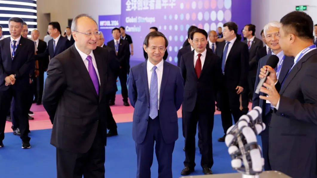 HICOOL 2024全球创业者峰会在京开幕 尹力致辞 殷勇刘伟出席