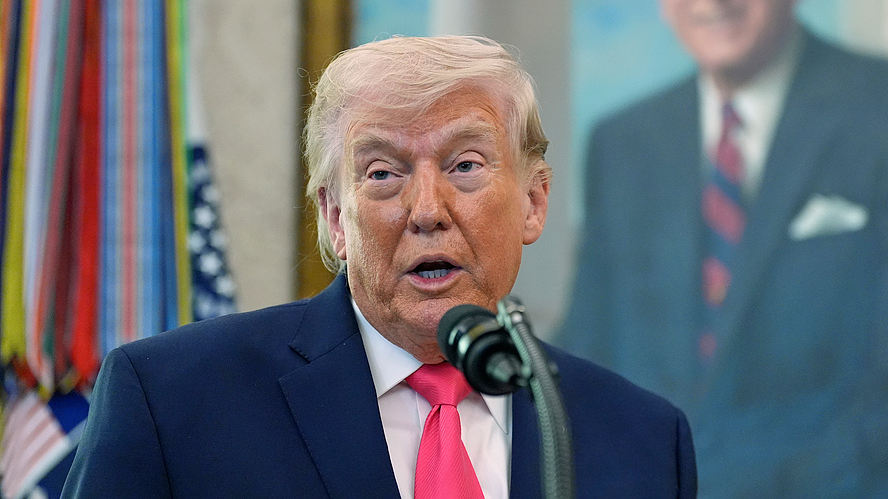 特朗普再次就停战谈判威胁伊朗