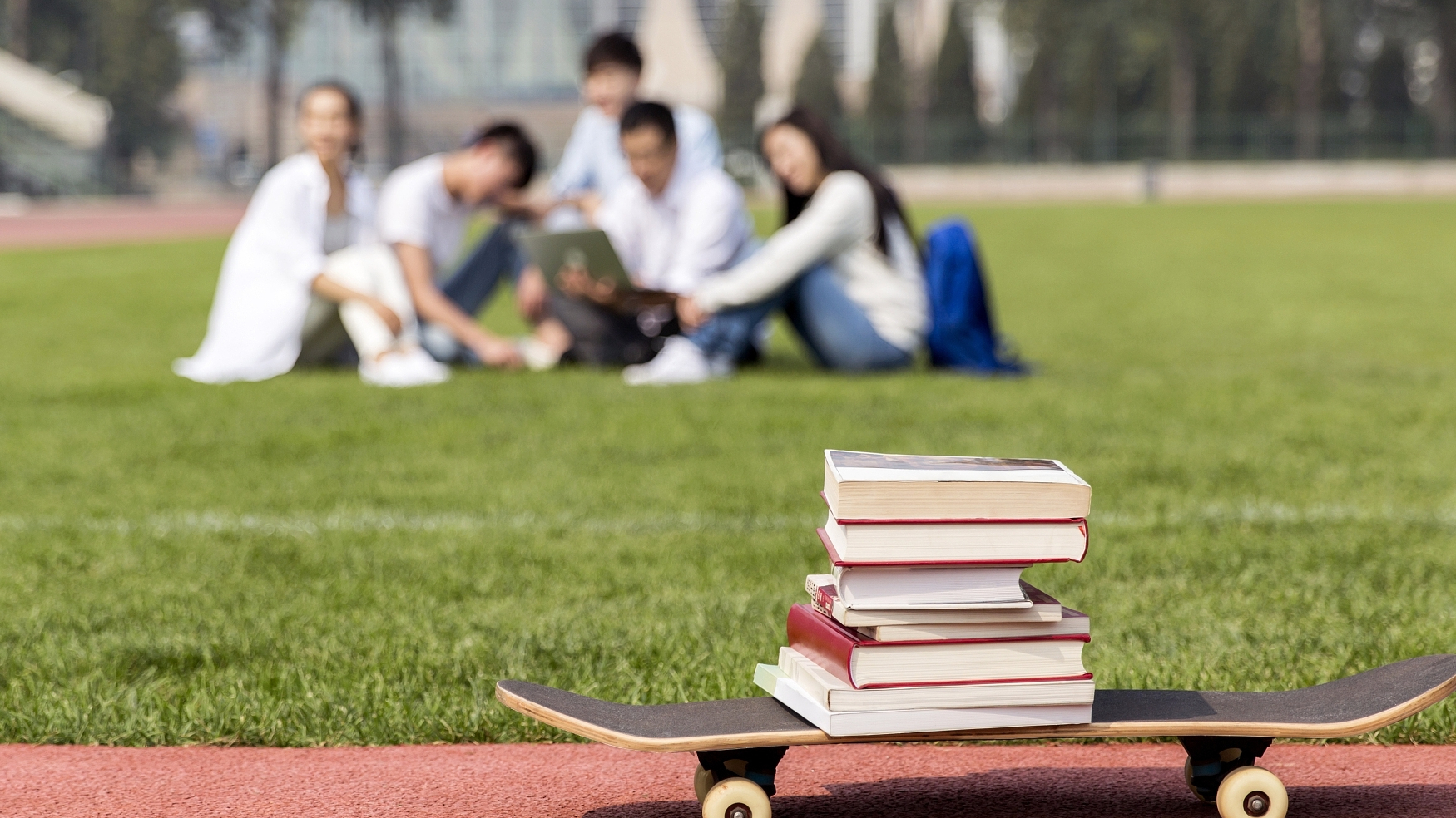 最新QS世界大学排名发布:北大清华复旦位列中国(内地)高校前三 最新QS世界大学排名发布:北大清华复旦位列中国(内地)高校前三
