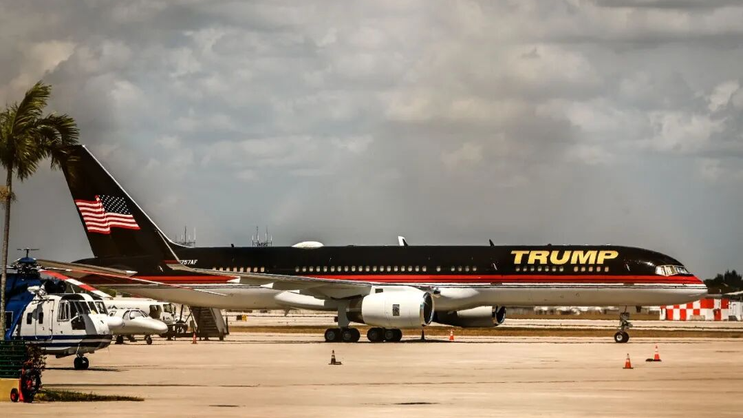 美国佛州：棕榈滩机场更名为特朗普机场