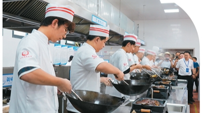 烧烤学院、酸汤学院、辣子鸡学院等频登热搜,美食学院怎么样 烧烤学院、酸汤学院、辣子鸡学院等频登热搜,美食学院怎么样