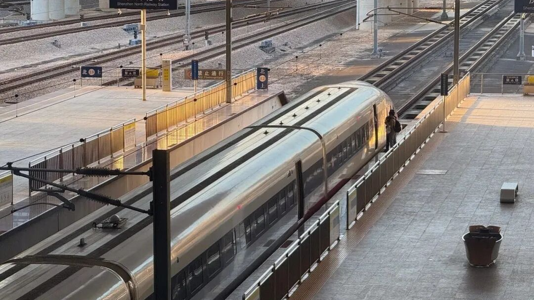 深圳高铁站台全面禁烟!网友:请求立刻全国推广 深圳高铁站台全面禁烟!网友:请求立刻全国推广