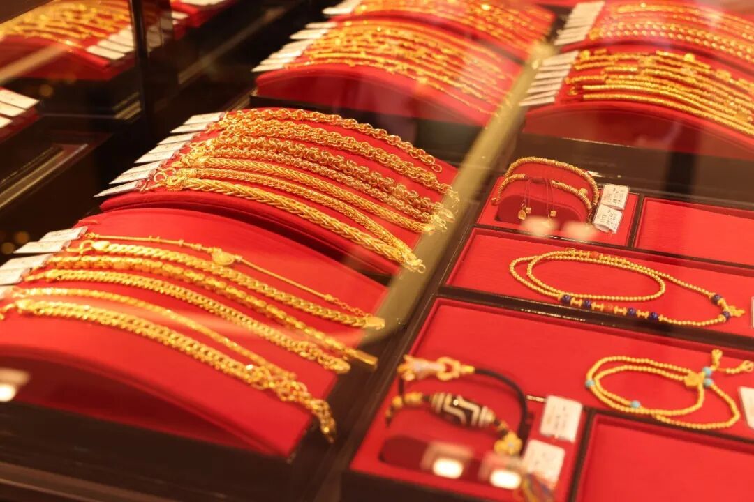 国际金价创15年来最大单周跌幅！避险资产为何“失灵”