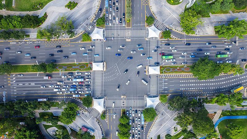 改善合流冲突 北京新增22处“拉链式”通行路段 改善合流冲突 北京新增22处“拉链式”通行路段