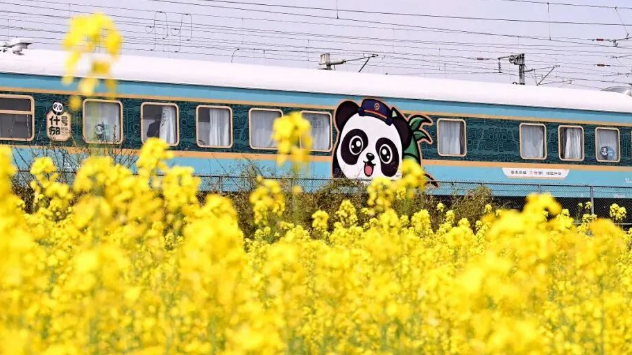 这趟Y字头列车,在巴黎获奖了! 这趟Y字头列车,在巴黎获奖了!