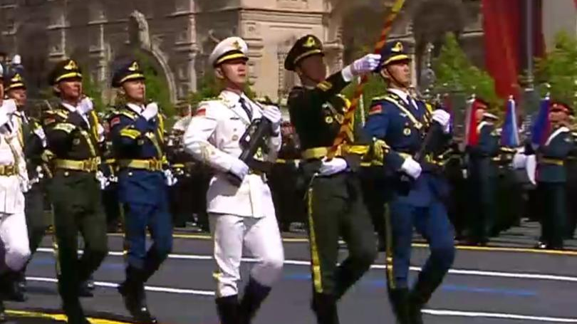 俄罗斯胜利日阅兵 解放军仪仗队威武亮相 俄罗斯胜利日阅兵 解放军仪仗队威武亮相