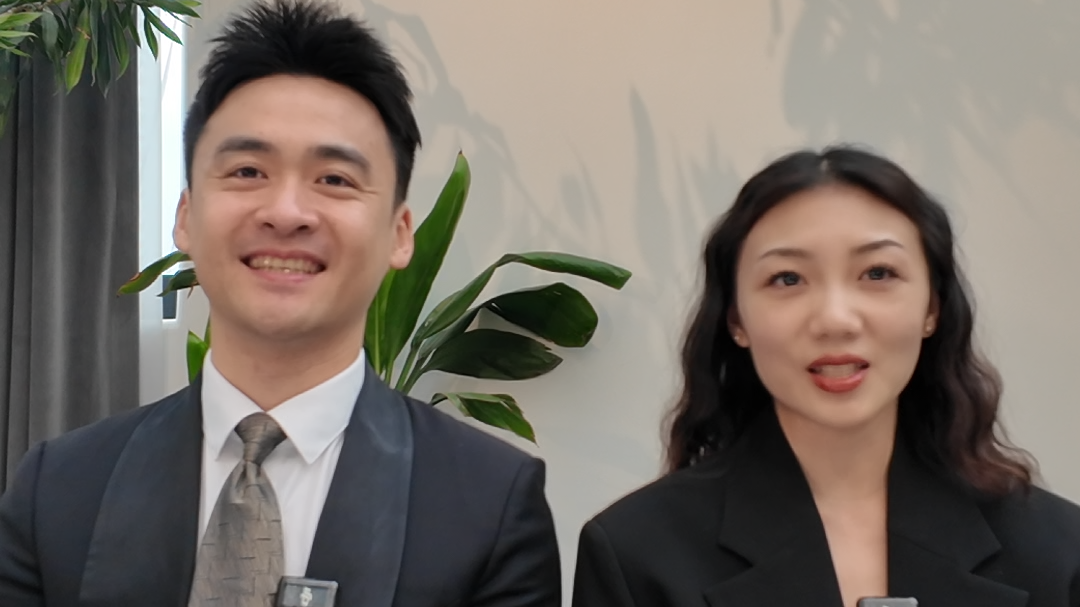 裁判舞爆火出圈 “划水二人组”回应网友关心的情感状况 裁判舞爆火出圈 “划水二人组”回应网友关心的情感状况