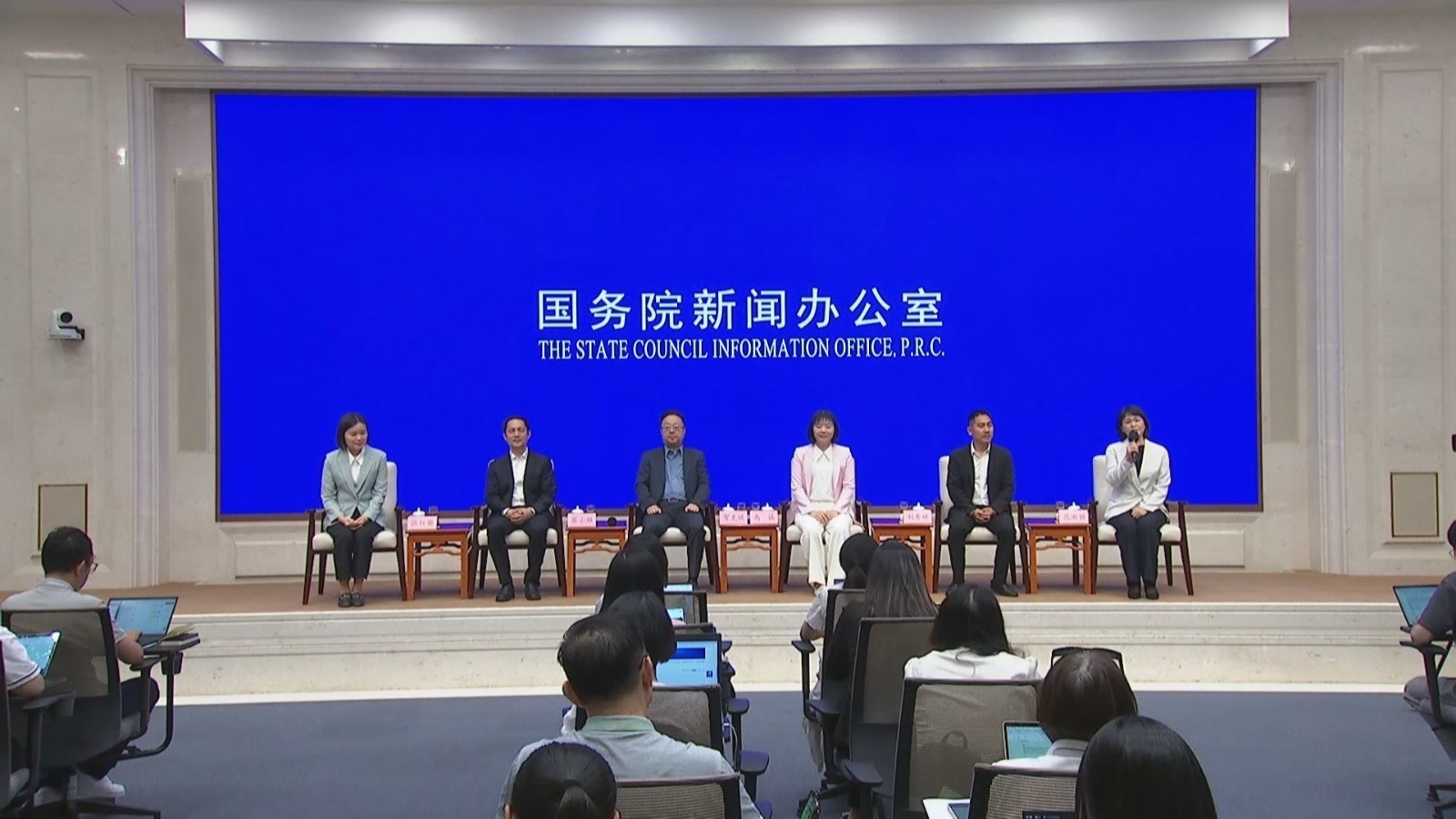 5 位教师代表共话教育强国 用初心点亮新征程