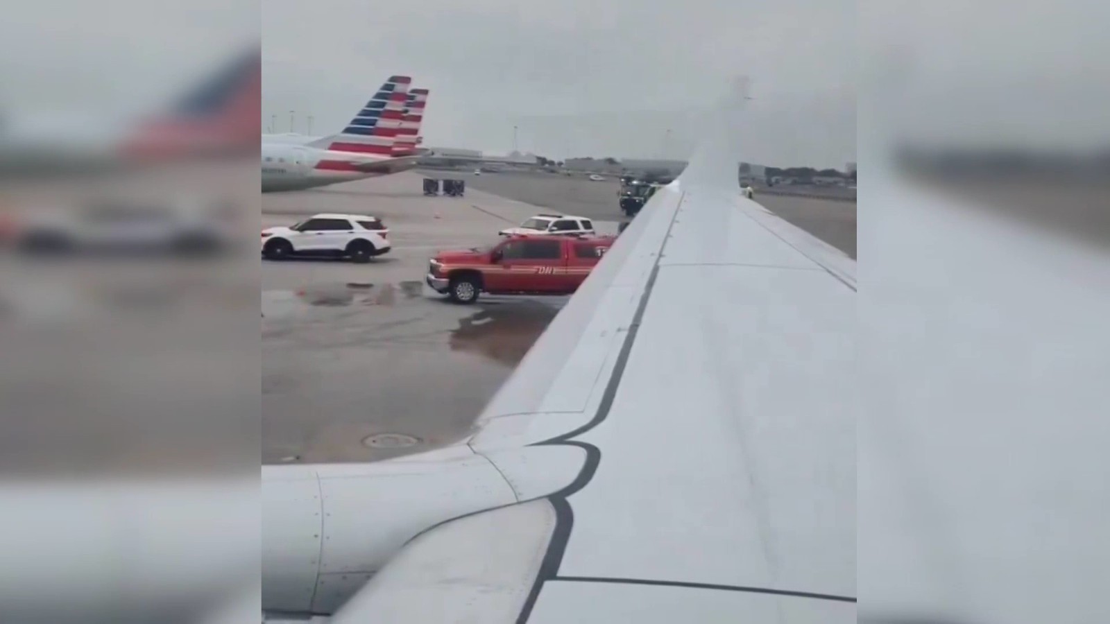 纽约肯尼迪机场一扶梯起火 致人员受伤 纽约肯尼迪机场一扶梯起火 致人员受伤