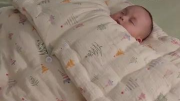 奶奶亲手给孙子缝制的棉花睡袋 奶奶亲手给孙子缝制的棉花睡袋