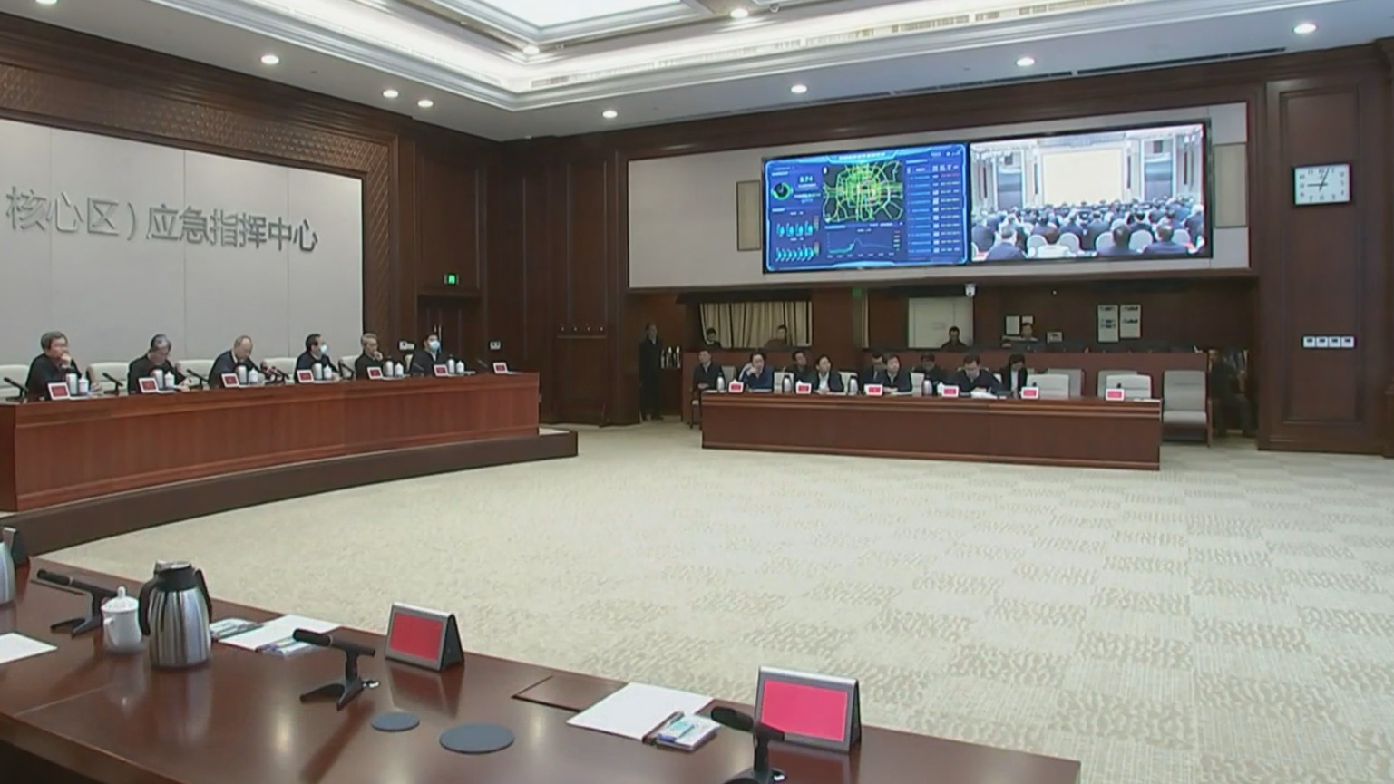 尹力强调 确保城市运行安全有序 让市民游客尽享平安欢乐祥和假期 尹力强调 确保城市运行安全有序 让市民游客尽享平安欢乐祥和假期