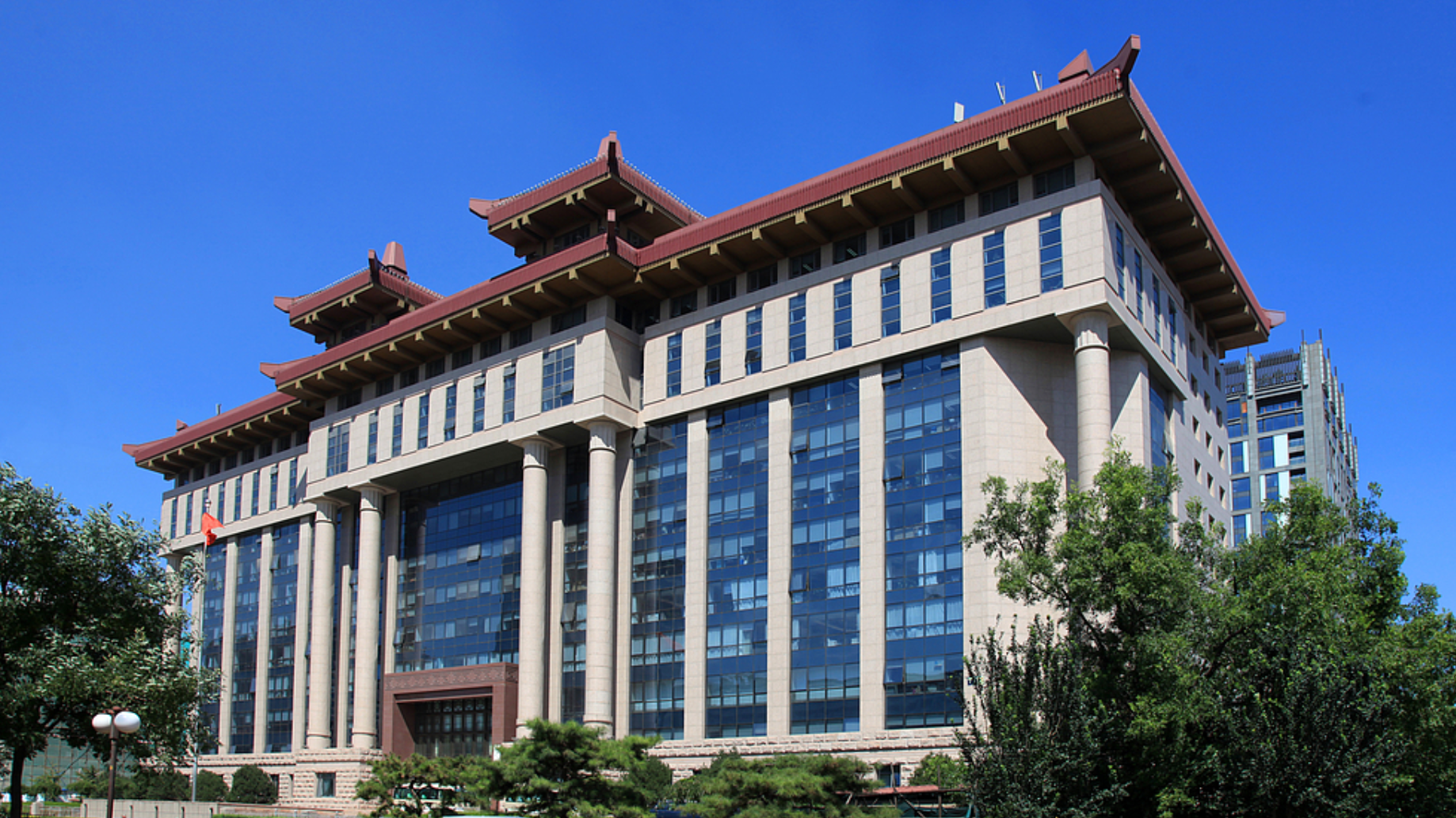 交通运输部:推动网络货运平台建立油价运价协同调整机制 交通运输部:推动网络货运平台建立油价运价协同调整机制