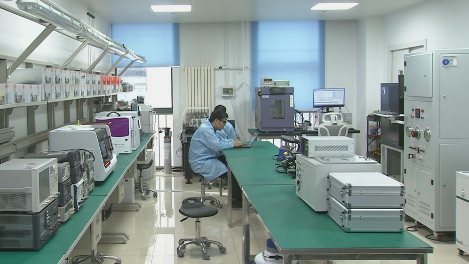 2025年GDP超5.2万亿元 同比增长5.4% 北京首次迈入“五万亿之城”