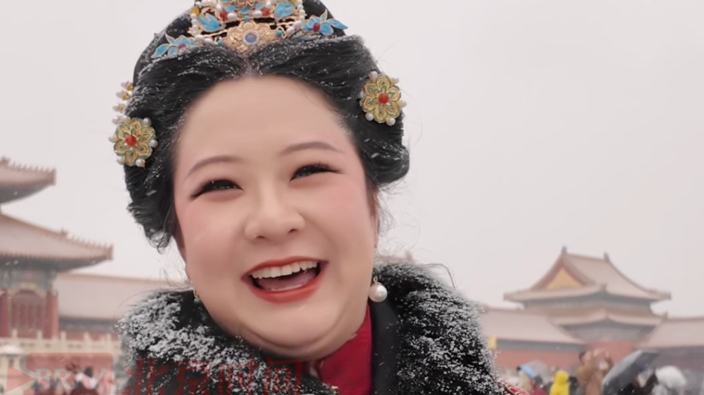 一下雪为什么大家都往故宫跑？