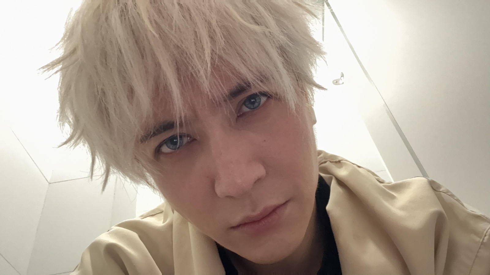 歌手薛之谦发文自曝满头斑秃和水泡 歌手薛之谦发文自曝满头斑秃和水泡