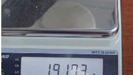 用SIM卡炼出191克黄金,价值21万元?当事人:说法不严谨 用SIM卡炼出191克黄金,价值21万元?当事人:说法不严谨