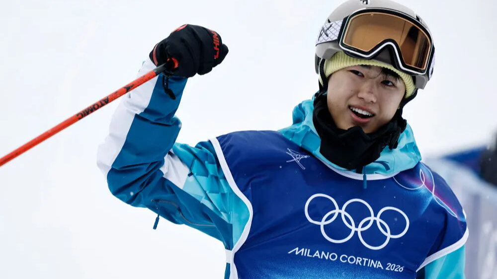 “手机致伤”，滑雪比赛为啥非得带手机？