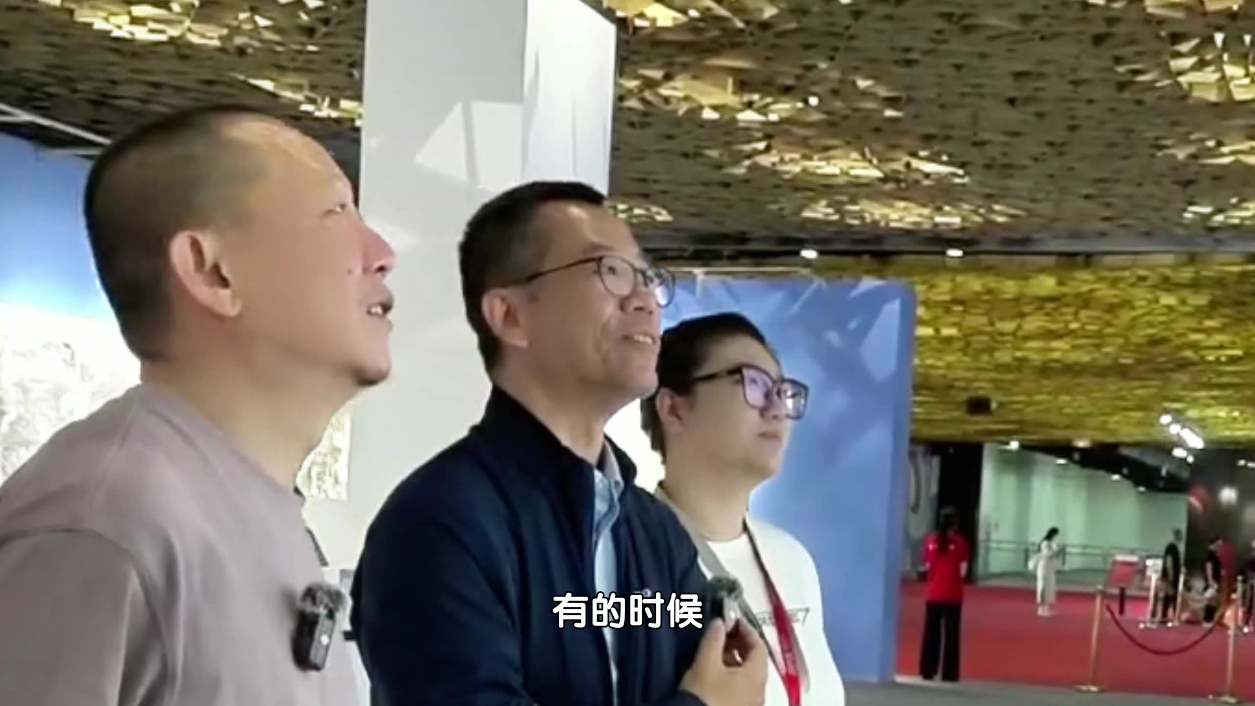 北京时间总编辑带您看“浪潮·青年——全国美院青年艺术作品展”
