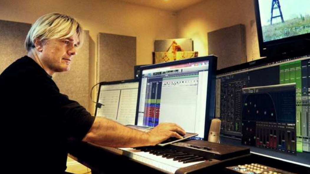 第十六届北京国际电影节“天坛奖”评委会评委将由世界级电影配乐大师西蒙·弗兰格林担任 第十六届北京国际电影节“天坛奖”评委会评委将由世界级电影配乐大师西蒙·弗兰格林担任