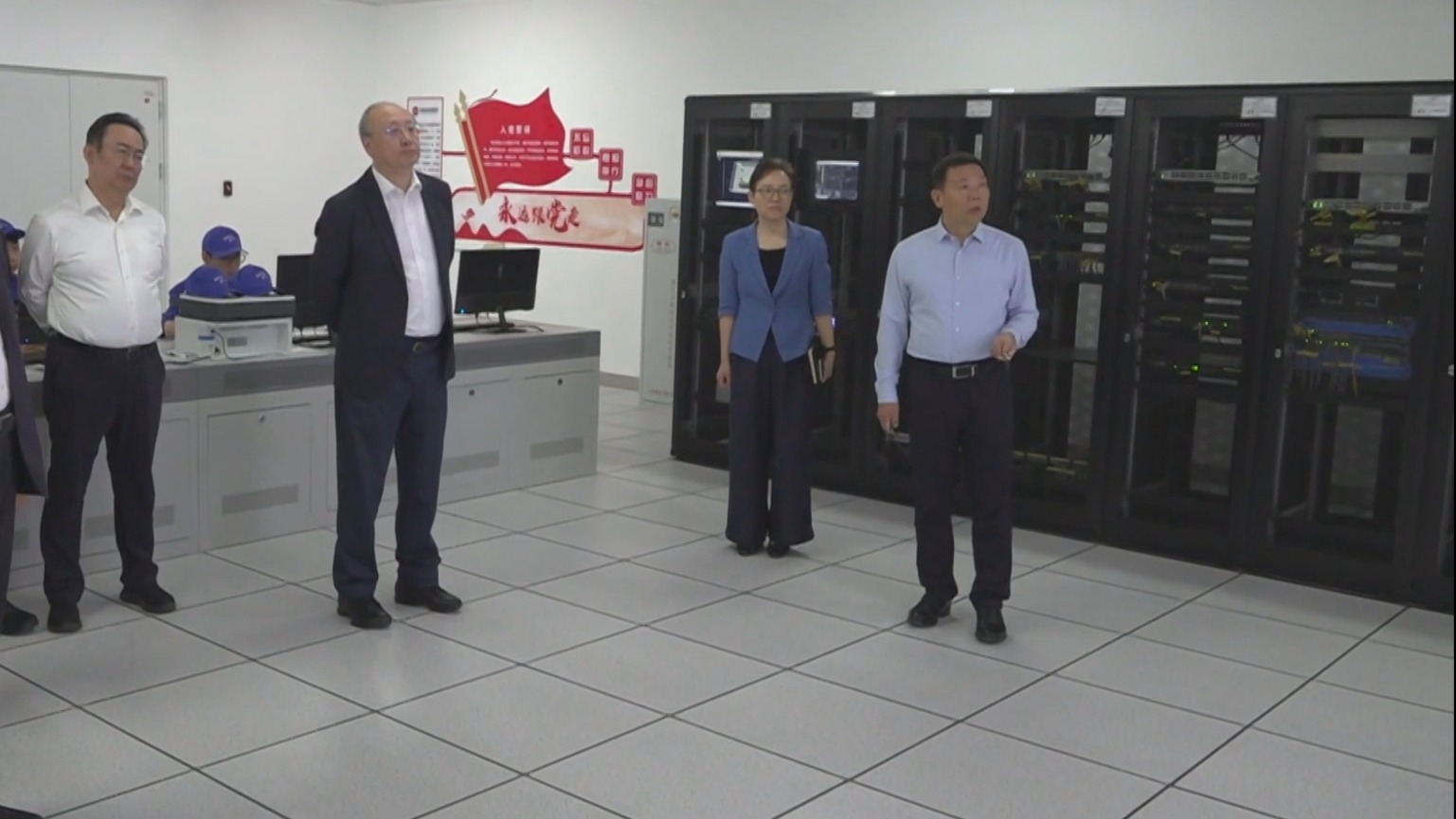 尹力：以首善标准做细做实城市更新工作 不断提升群众获得感幸福感安全感
