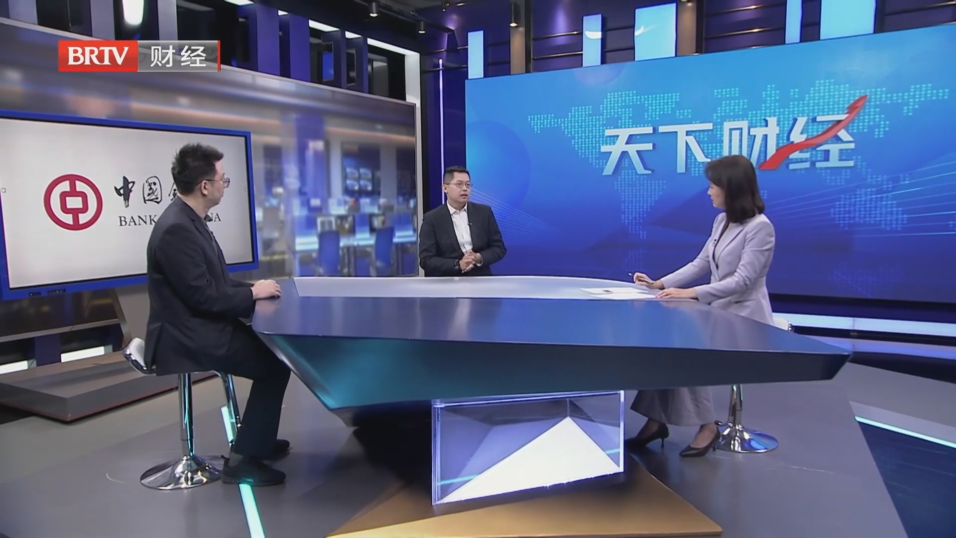 全球流动性收紧 为何科技股不跌反涨？
