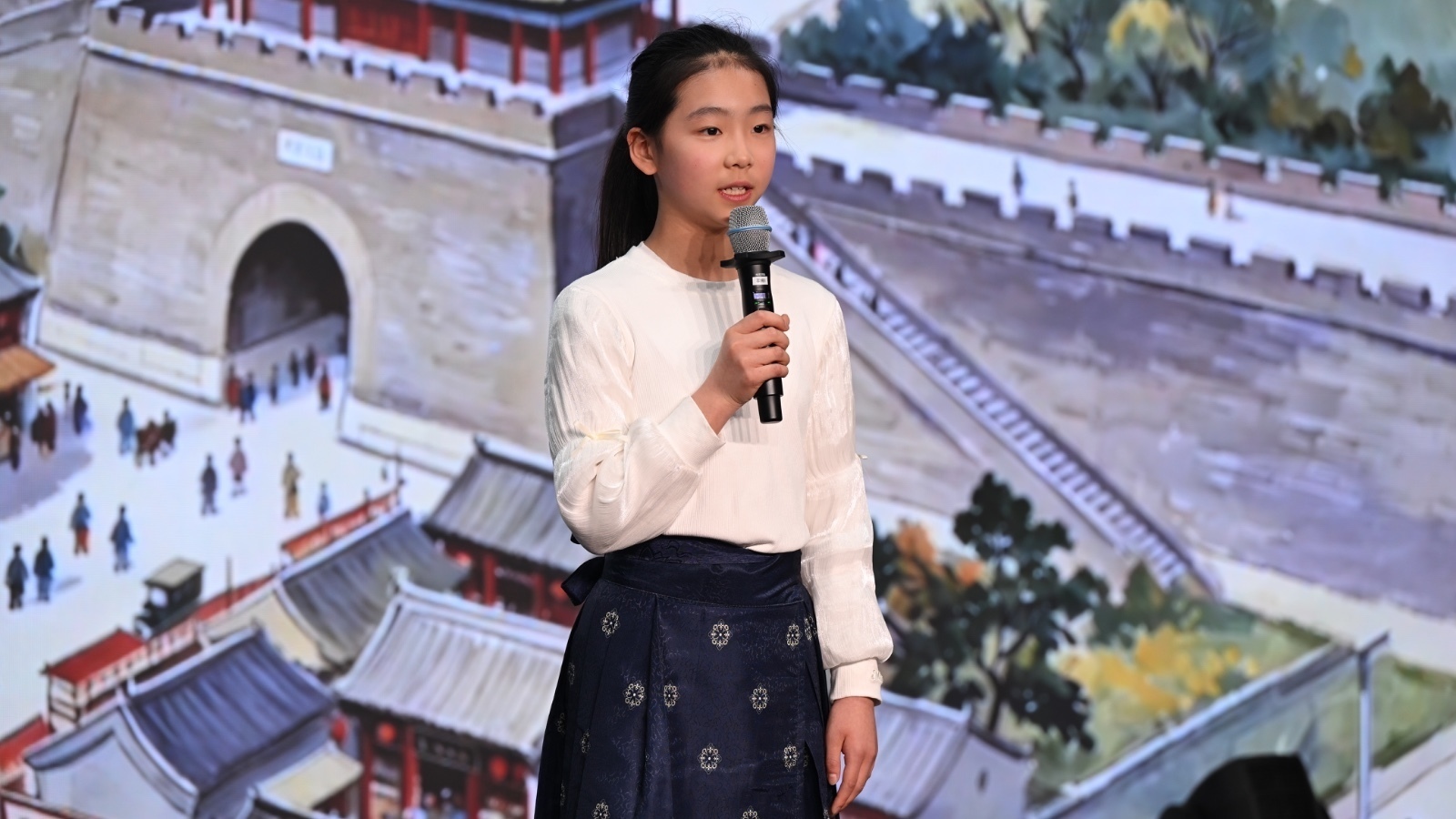 “书香朝阳 观朝追梦”世界读书日主题诵读展示活动高年级组任梓桐