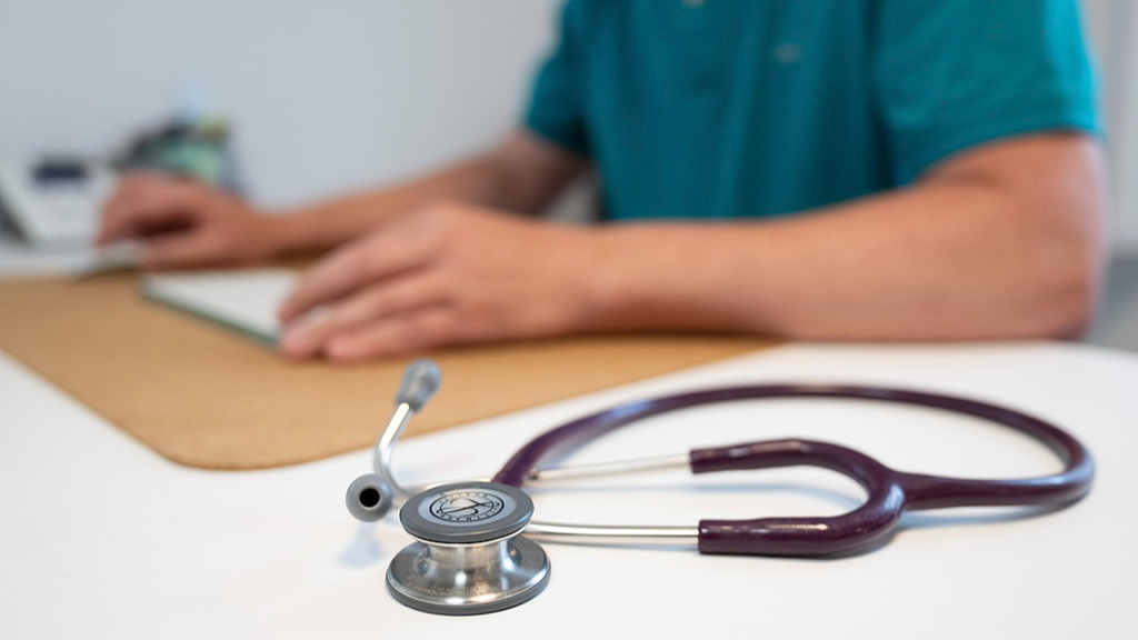 中国学者领衔提出规范使用抗菌药物的数字化方案 中国学者领衔提出规范使用抗菌药物的数字化方案