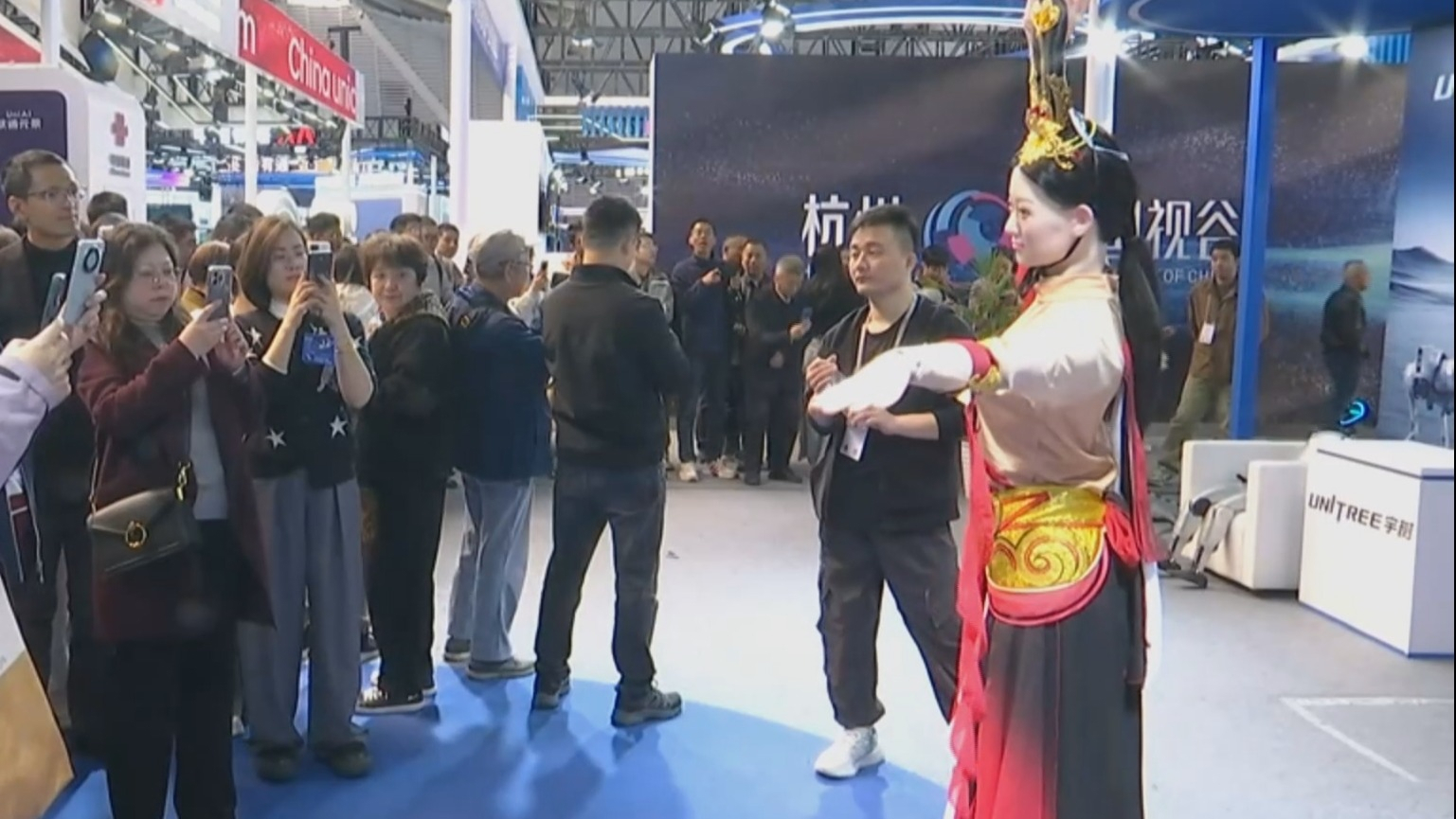 世界互联网大会签约超千亿元