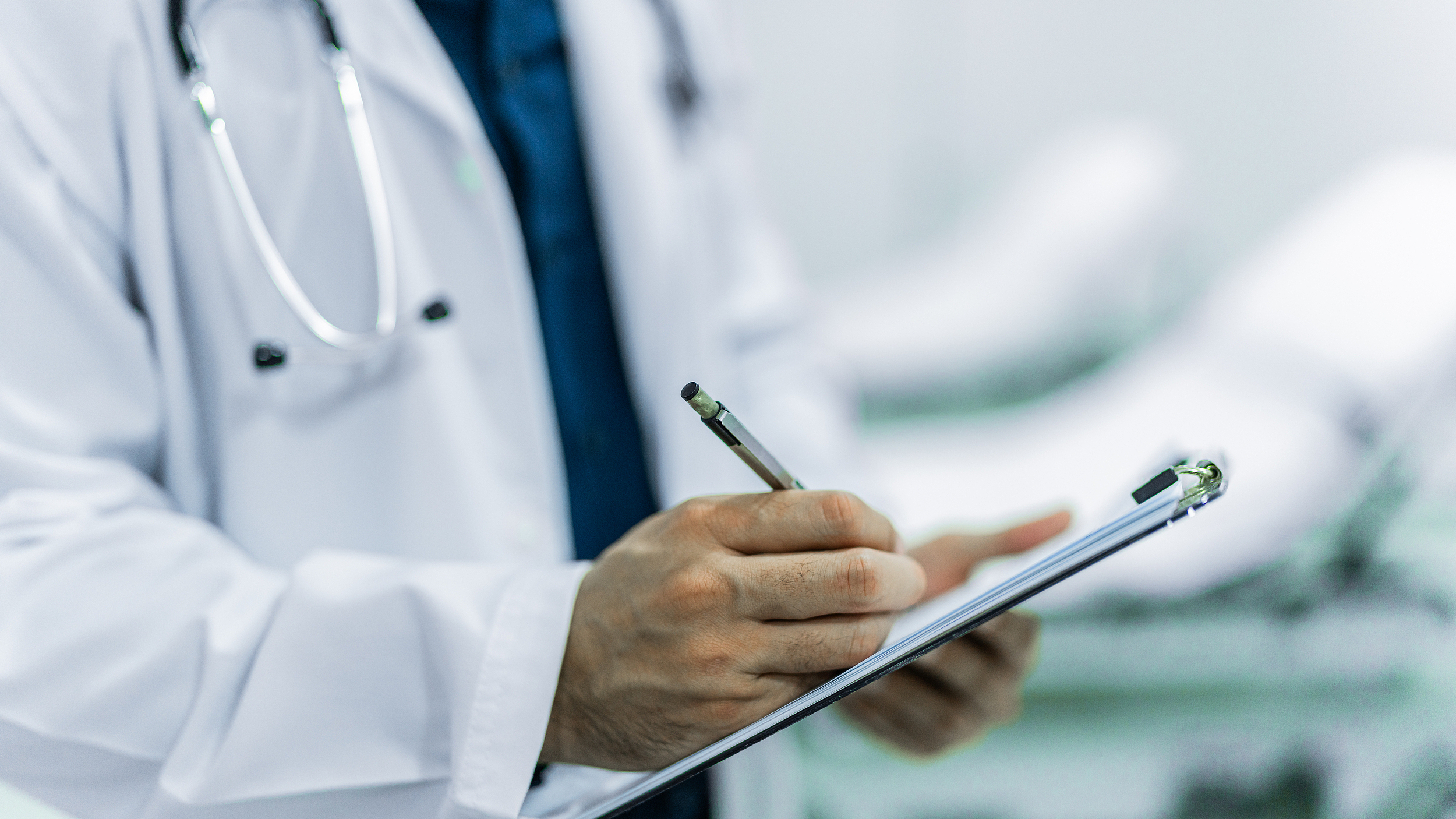 冒充医务人员编造医患虚假信息,张某被行政处罚 冒充医务人员编造医患虚假信息,张某被行政处罚