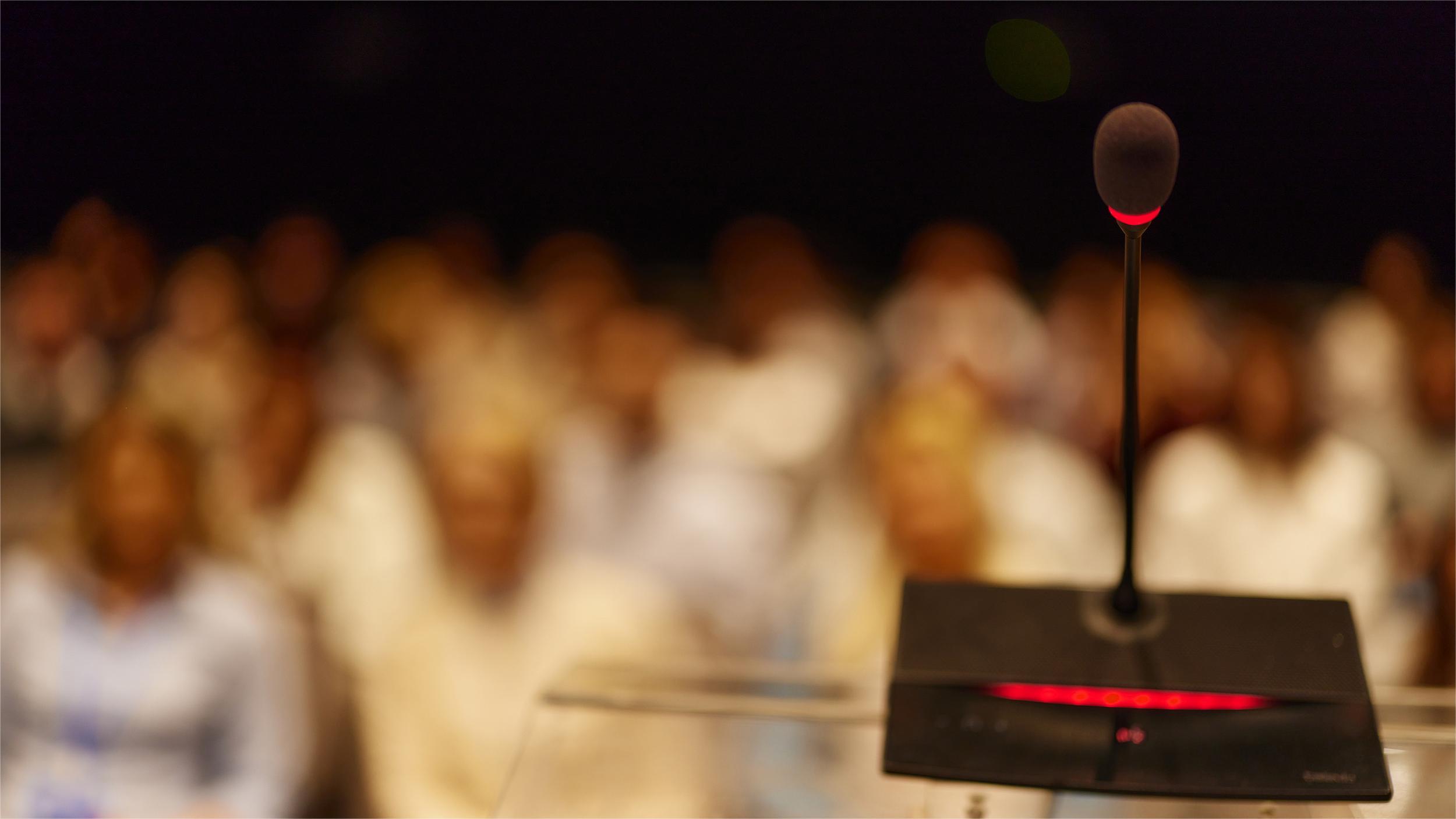 伊朗外交部发言人：正在审议同美国谈判细节