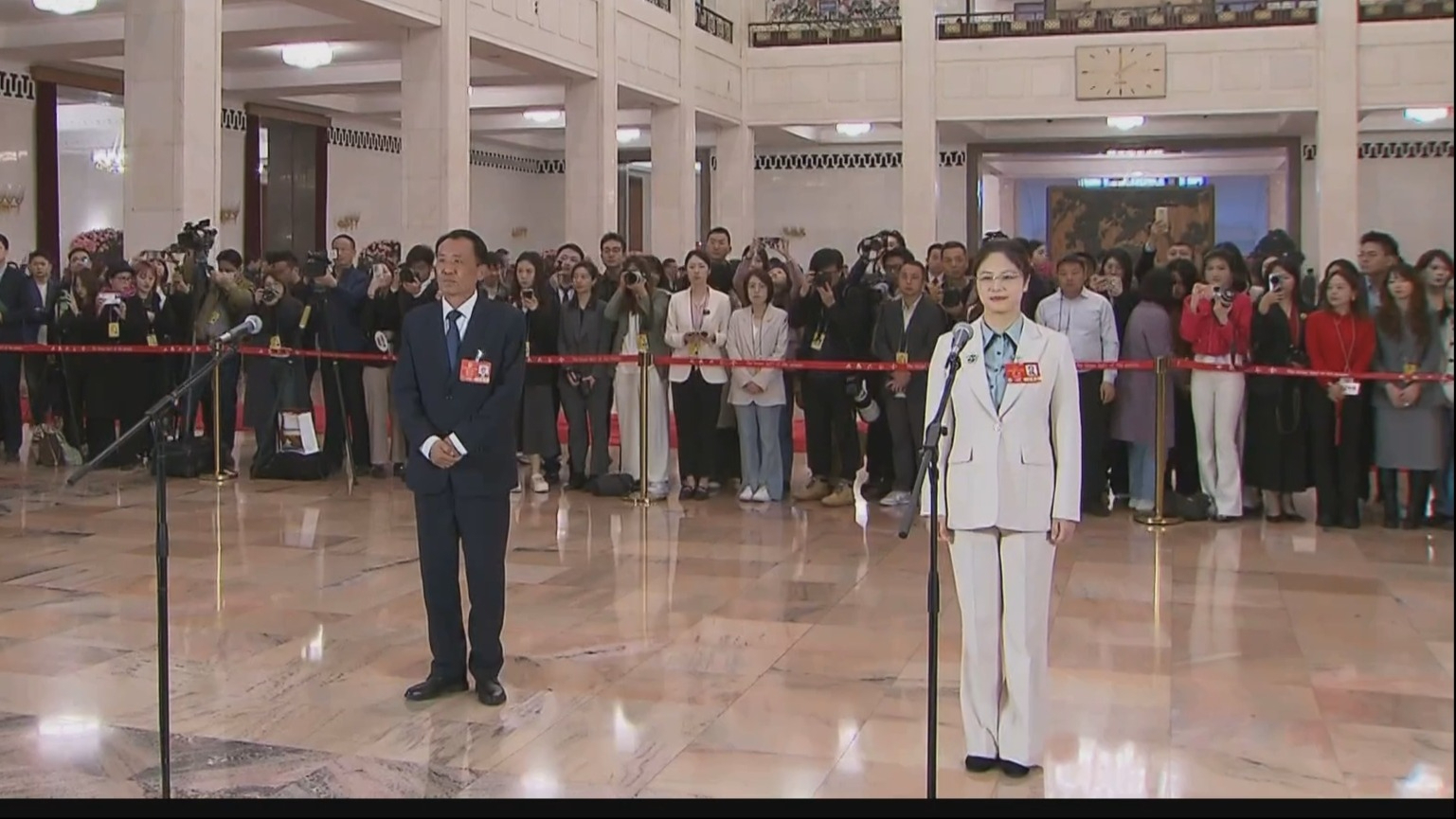 十四届全国人大三次会议第三场“代表通道”举行