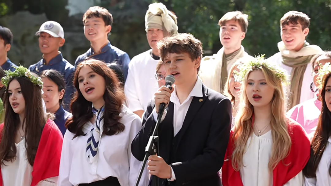 赏非遗、诵诗词……留学生在顺义体验中秋文化