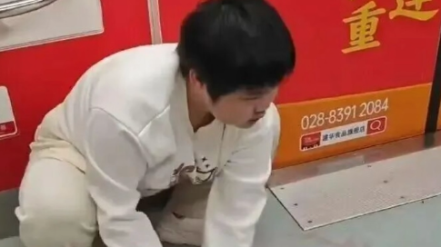 重病女孩胡心瑶向湖南水灾灾区捐款6000元:让爱传递下去 重病女孩胡心瑶向湖南水灾灾区捐款6000元:让爱传递下去