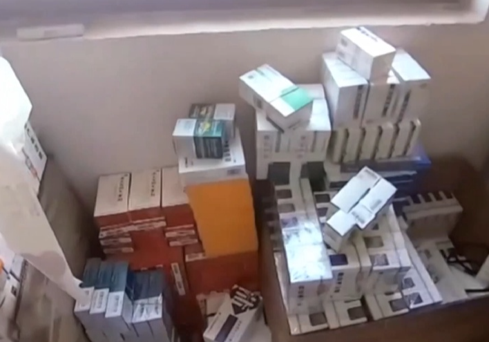 从“药农”到“卡头” 起底医保骗保产业链 从“药农”到“卡头” 起底医保骗保产业链