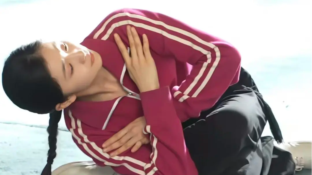 《主角》女演员这个动作引跟风!医生提醒 《主角》女演员这个动作引跟风!医生提醒