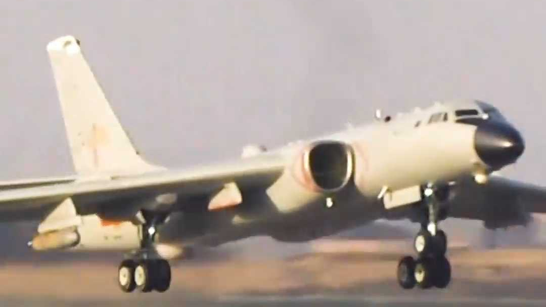 帅！战神轰6K新年度首飞