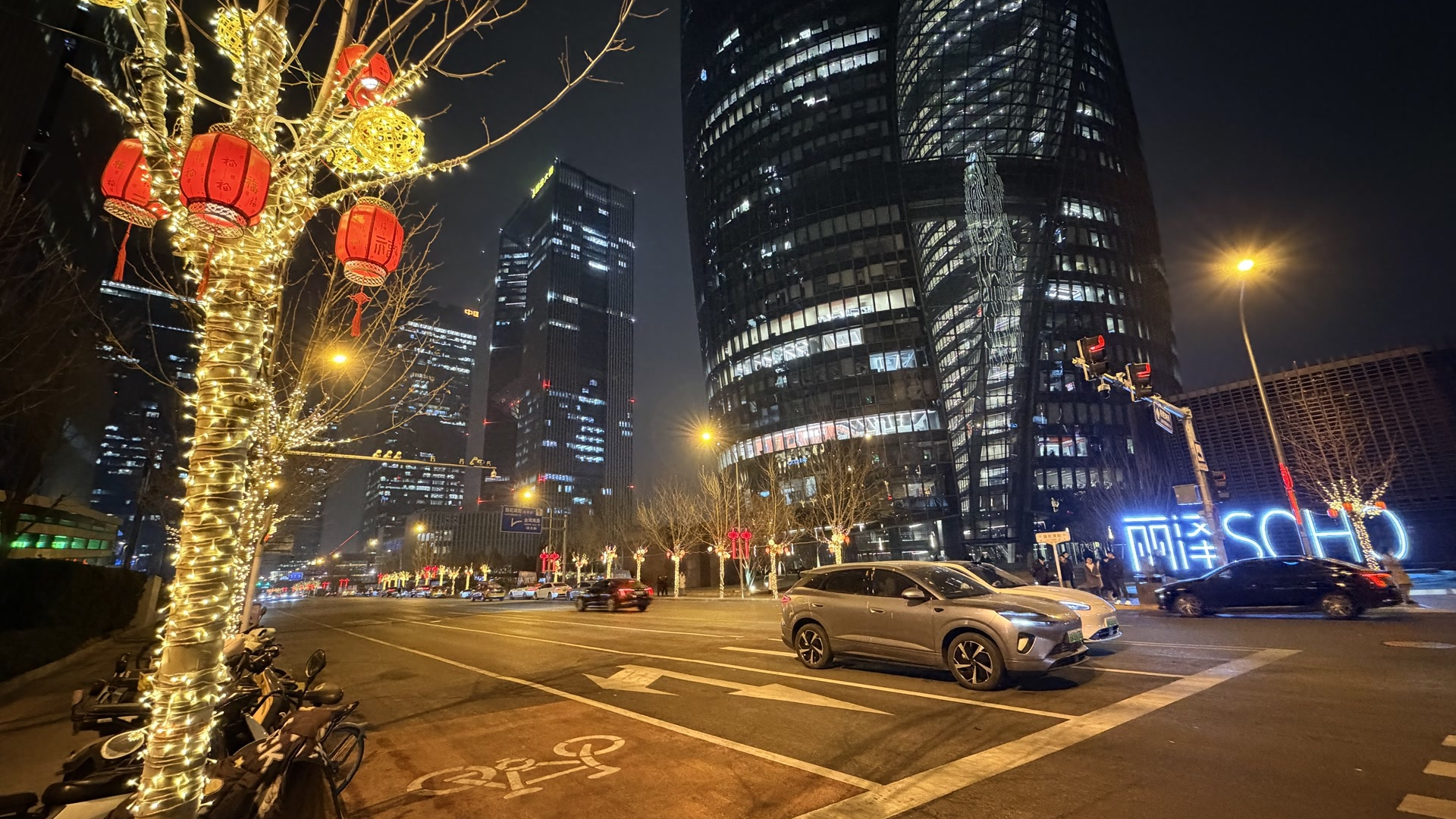 灯火满街巷,璀璨迎新春,丰台区84条主要大街亮起景观灯 灯火满街巷,璀璨迎新春,丰台区84条主要大街亮起景观灯