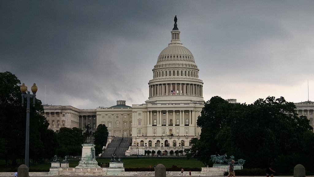 白宫：美伊巴三方在伊斯兰堡举行“面对面”会谈