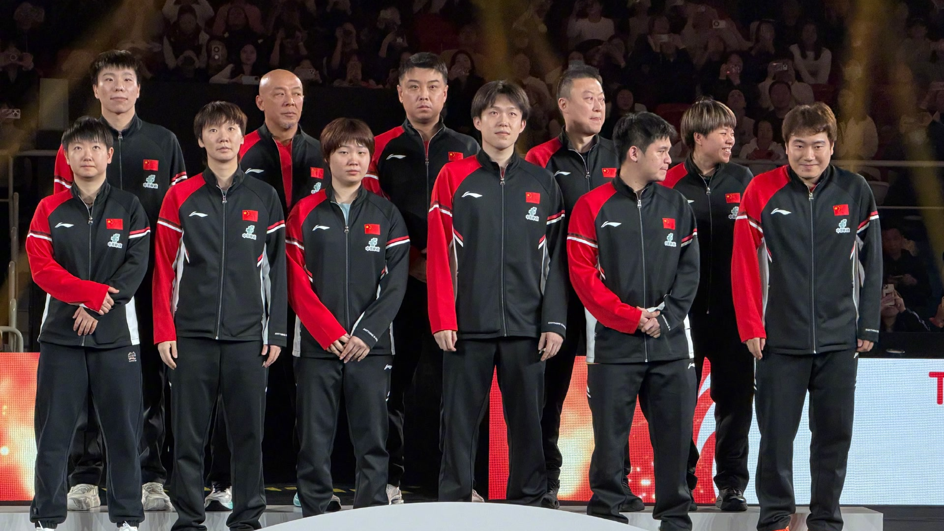 见证！国乒队员登上领奖台