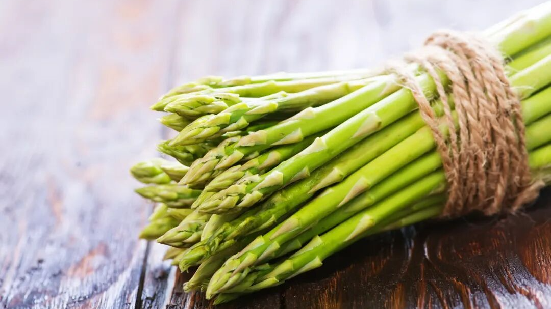 很多人爱的减肥菜，竟是“痛风炸弹”？简单一炒，刮走油脂，补足叶酸