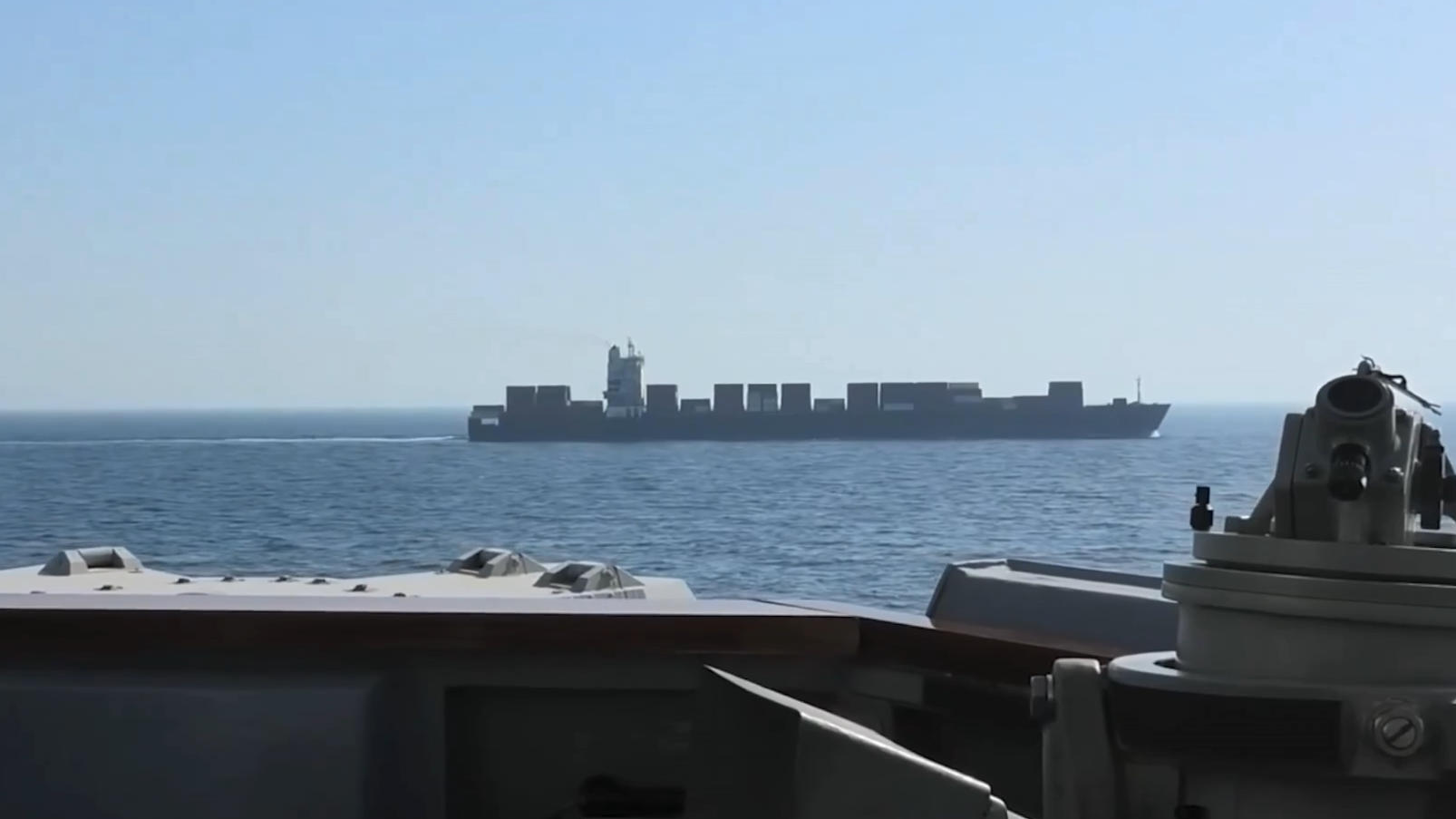 伊朗要求美国立即释放被扣押船只及人员