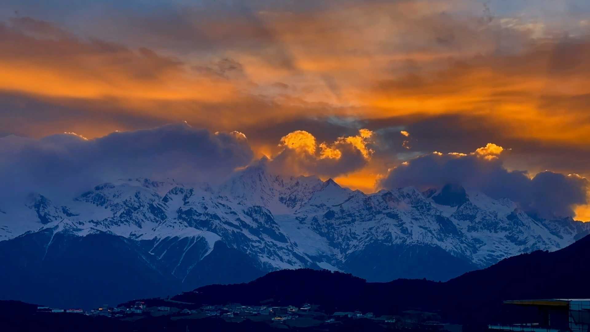 好景难遇!限定款梅里雪山晚霞已上线 好景难遇!限定款梅里雪山晚霞已上线