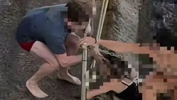 已致12死!悉尼邦迪滩枪击事件亲历者:刚开始以为放烟花 已致12死!悉尼邦迪滩枪击事件亲历者:刚开始以为放烟花