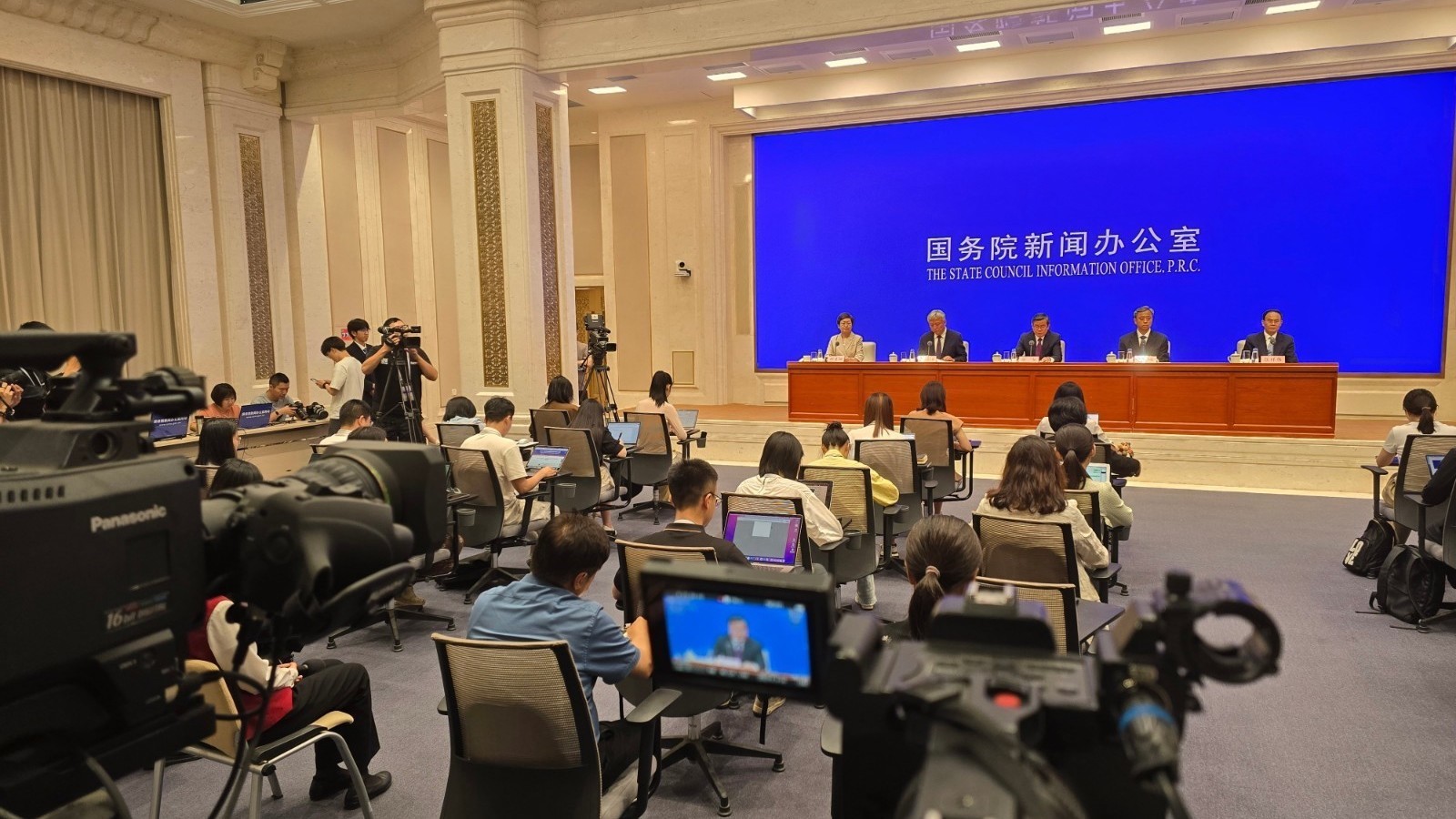 注意!全国主汛期警报拉响,329条河流水位告急 注意!全国主汛期警报拉响,329条河流水位告急