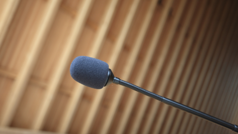 王毅同巴基斯坦副总理兼外长达尔会谈