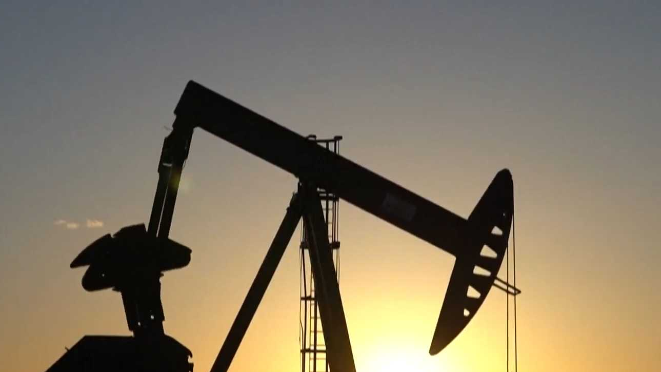 油价创数十年来最大单周涨幅,高盛称油价下周或突破100美元 油价创数十年来最大单周涨幅,高盛称油价下周或突破100美元